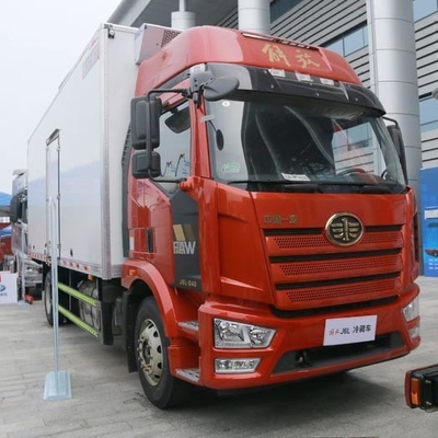 FAW जिफैंग J6L रेफ्रिजेरेटेड टिपर डंप ट्रक 240hp 4X2 6.8m