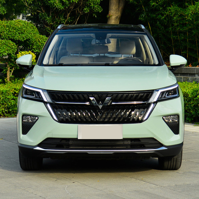 SAIC-GM-Wuling पेट्रोल कॉम्पैक्ट SUV कारें CVT 1.5T 108kw . के साथ