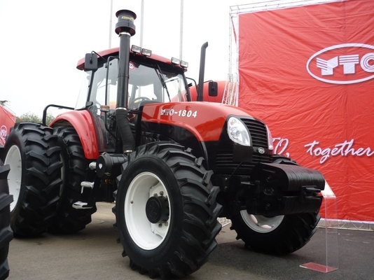 YTO-LG1504 फार्म कृषि पहिएदार ट्रैक्टर 50HP-200HP