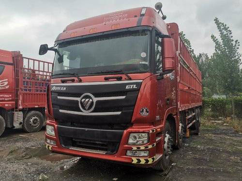 प्रयुक्त 2016 कमिंस 350HP फोटॉन कार्गो बॉक्स ट्रेलर ट्रक 12 स्पीड